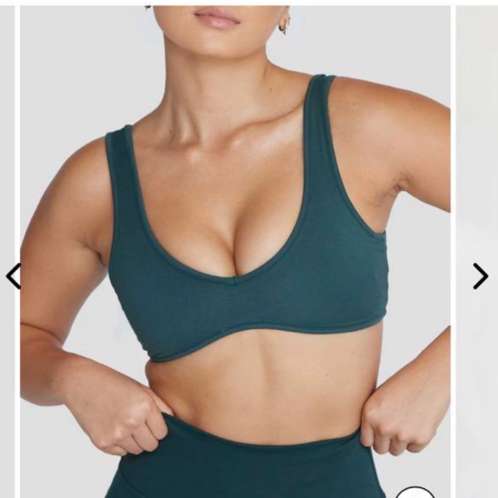 CSB (crop shop boutique) Isla Crop Size XS Forest Green